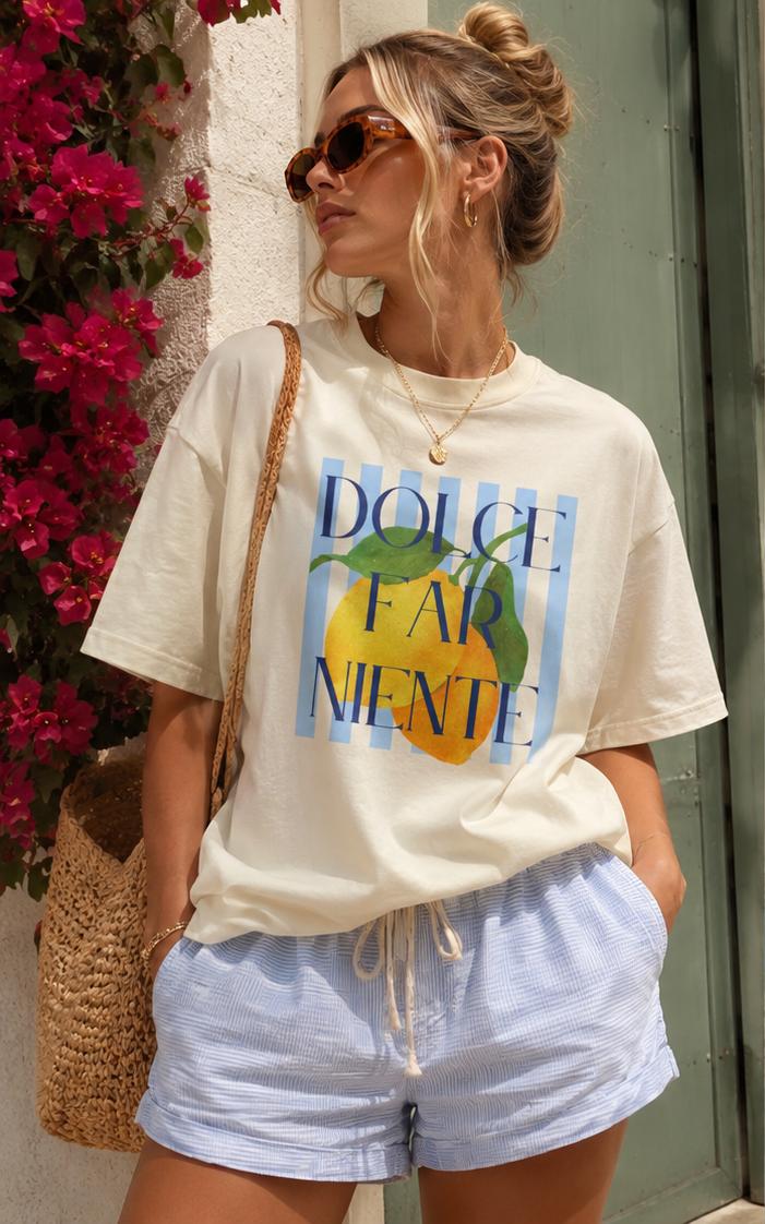 Dolce far niente tee